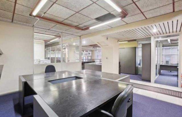 bureaux à vendre PARIS 17, 458 m²