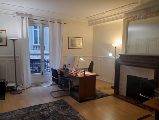 bureaux à vendre PARIS 08, 139 m²